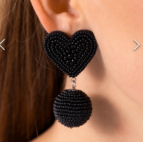 Spherical Sweathearts Black Earrings Unique Post - Picture 3 of 5